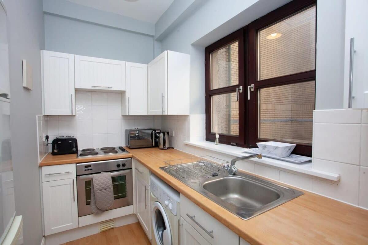 גלאזגו Modern And Refurbished Flat In Merchant City מראה חיצוני תמונה